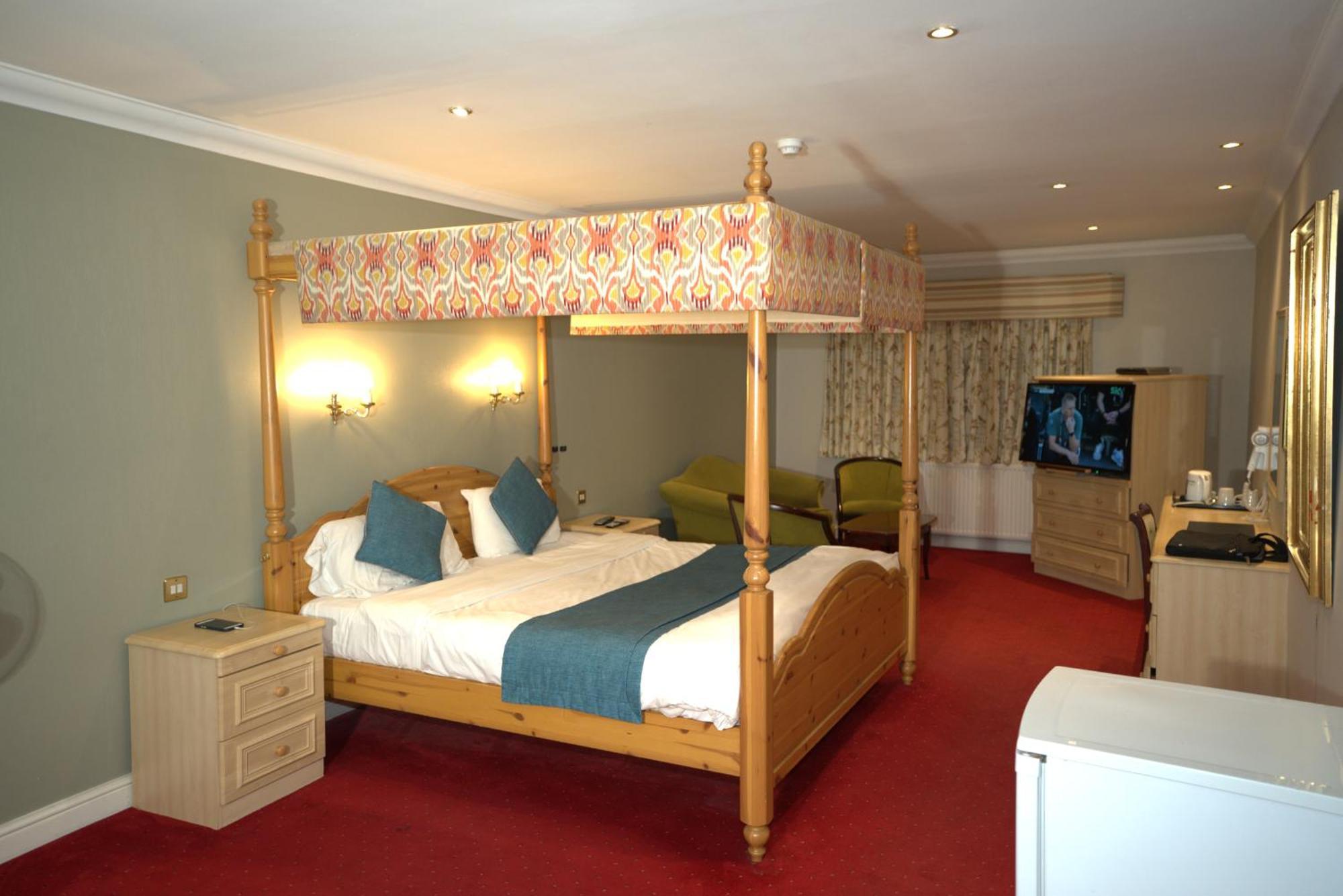 Consort Hotel Rotherham Esterno foto