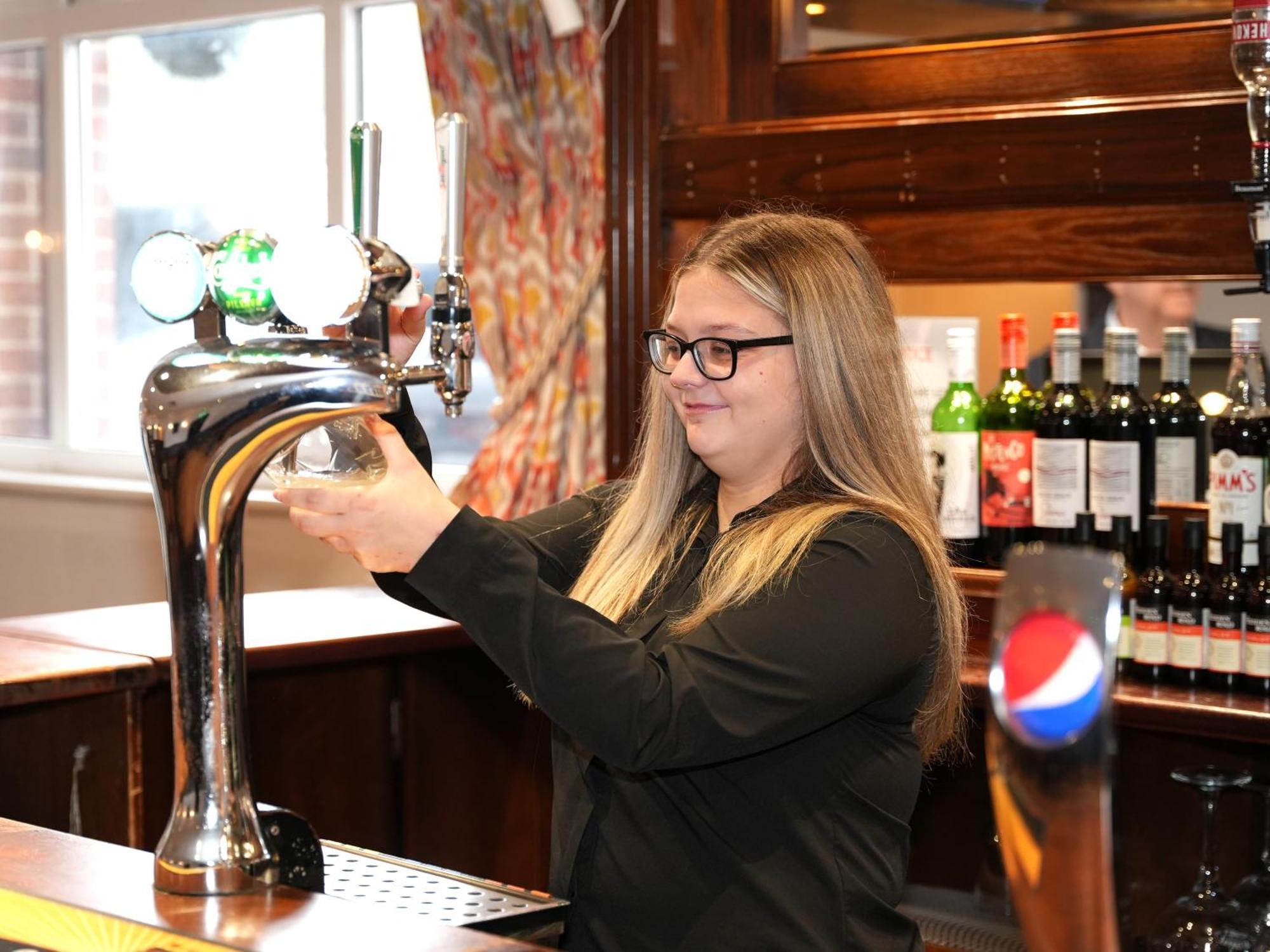 Consort Hotel Rotherham Esterno foto