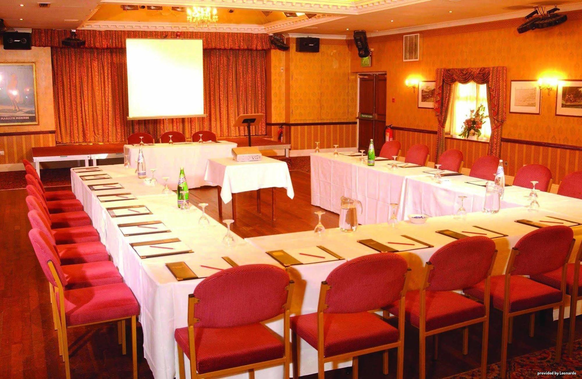 Consort Hotel Rotherham Affari foto